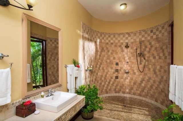 Hospitality Expert Little Waters Villa Негрил Екстер'єр фото