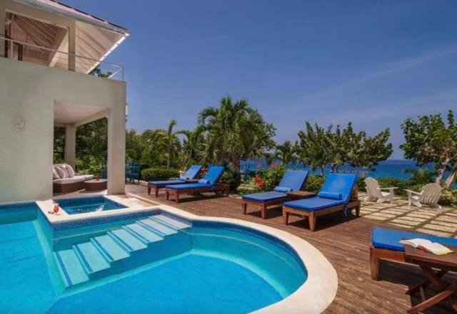 Hospitality Expert Little Waters Villa Негрил Екстер'єр фото